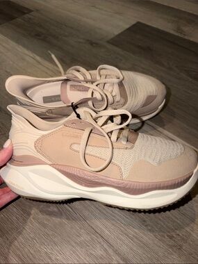 Clarks Blush/Taupe Knit & Suede Platform Sneaker
